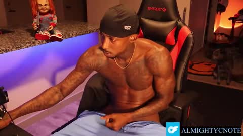 Snapshot of almightycnote chatting on October 15, 3:43 am Almightycnote online show from October 15, 3:43 am