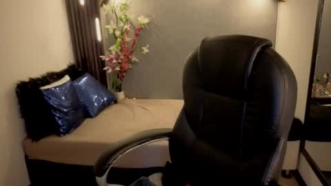 ALMMA online show from December 3, 2:29 pm