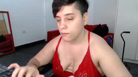 Almond online show from December 4, 9:29 pm