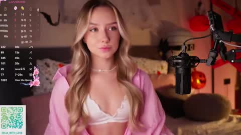 Lia online show from October 26, 3:29 am