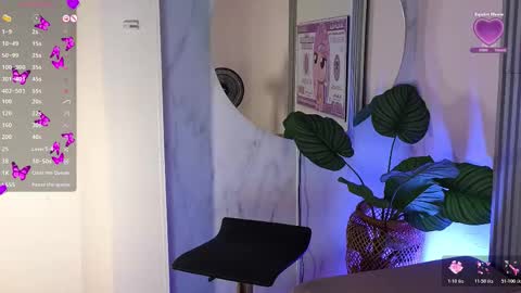 alondra_king online show from March 27, 4:07 am