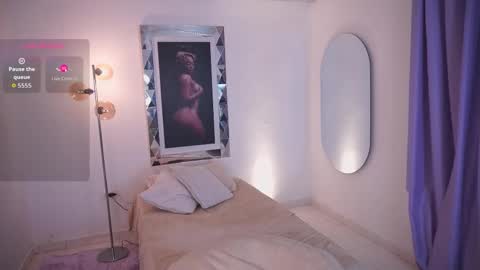 Alondra online show from October 22, 10:40 am