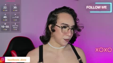 Hazel Bowie online show from December 20, 1:56 am