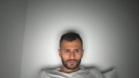Alonp1022 online show from May 2, 5:13 am