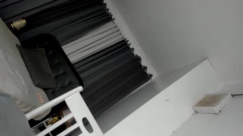 Shane online show from December 4, 2:38 pm