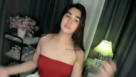 alovelydollnica online show from September 22, 9:46 am