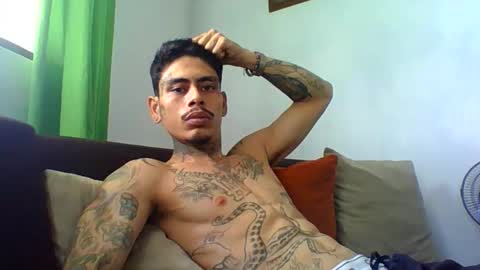 Alpha Zom online show from April 25, 4:15 pm