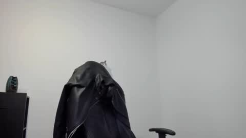 Snapshot of alphagodleatherking92 chatting on October 7, 10:22 am LeatherMaster online show from October 7, 10:22 am
