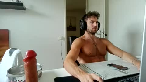 alphah_hunk online show from May 15, 10:23 am