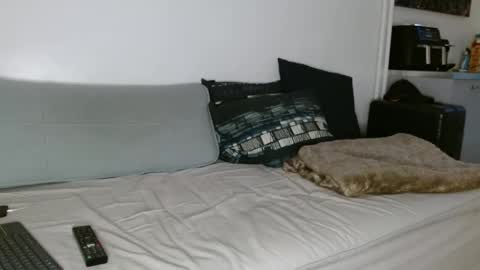 alphahung23 online show from December 22, 7:37 am