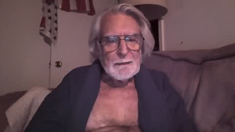 AlphaUniform online show from January 24, 4:16 am