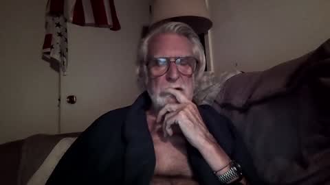 AlphaUniform online show from January 10, 11:08 pm