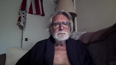 AlphaUniform online show from December 30, 7:32 pm