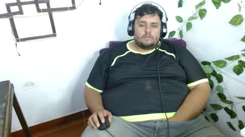 Jhosep online show from December 1, 3:43 pm