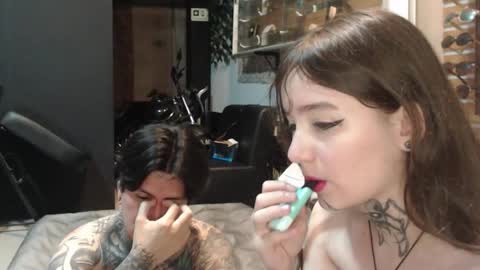 Snapshot of alucardcarmilaa chatting on October 23, 3:41 am Alucard Carmila online show from October 23, 3:41 am