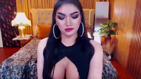 Alura Jhenson online show from March 7, 10:32 pm