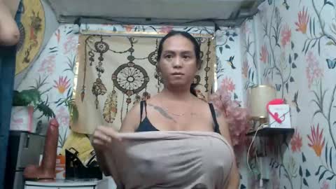 SARAHEYHEYHUGECOCK online show from November 15, 9:11 am