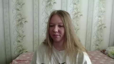 alya764770 online show from May 16, 11:58 pm