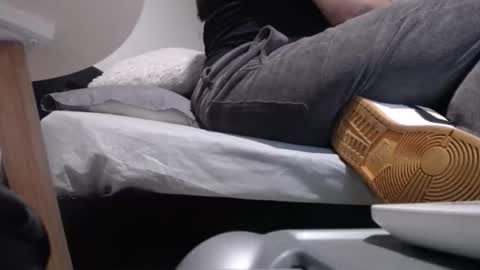 Alyn Maria online show from February 16, 1:26 am