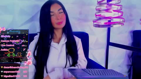 sopie online show from February 13, 3:07 am