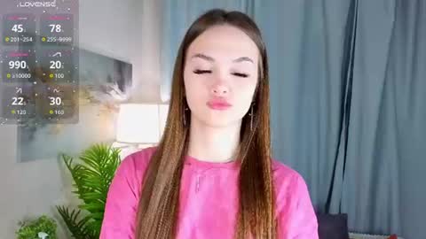 Mona online show from July 17, 4:53 pm