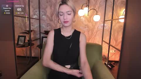 Alysia online show from November 5, 7:32 am