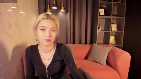 Alysia online show from September 19, 2:32 pm