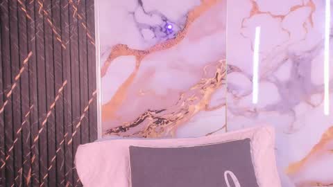 alyson__a online show from June 7, 4:12 pm
