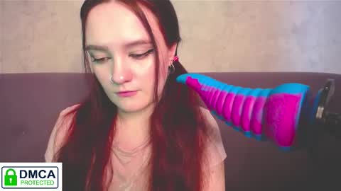 Alyssa online show from November 6, 8:17 am