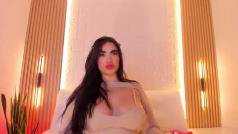 alyssa online show from November 25, 4:11 am