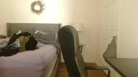 Alyssiaamorexo online show from November 7, 8:22 pm