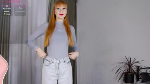 Alyx online show from November 22, 2:37 pm