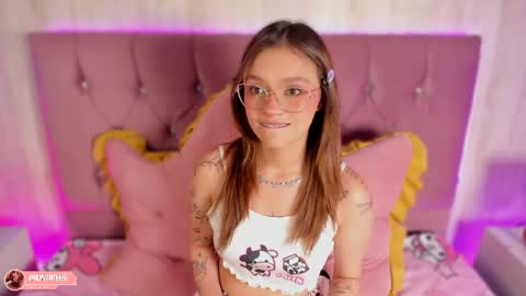 Alyy online show from April 18, 8:09 pm