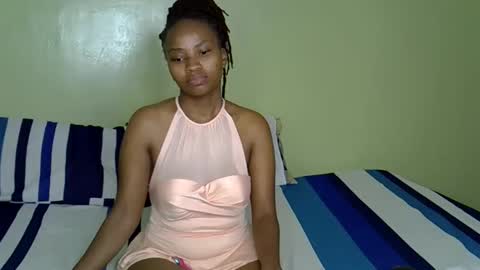 amala01 online show from March 5, 2:37 pm