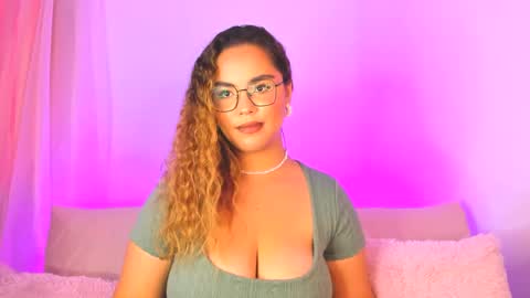 amalia bennet online show from March 5, 9:48 pm