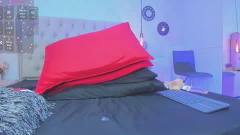 amanda29_ online show from November 11, 10:34 pm