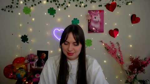 amanda_bright_ online show from March 18, 12:00 pm