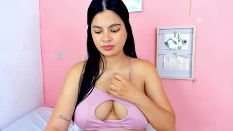 Thalia online show from November 27, 2:52 am