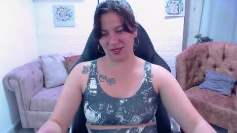 Amanda online show from April 18, 4:25 am