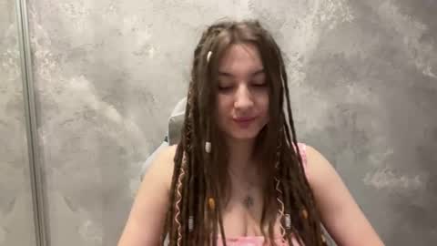 Amanda online show from March 14, 8:07 am