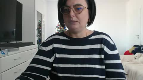 Anda online show from December 16, 9:15 am