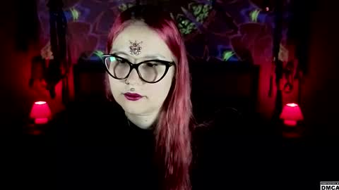 Goddess Amanita online show from March 10, 1:59 pm