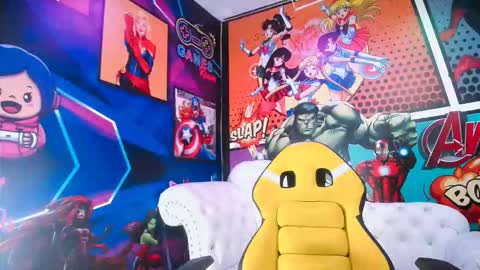 Snapshot of amarantha_naughty chatting on October 9, 9:31 pm Amarantha online show from October 9, 9:31 pm