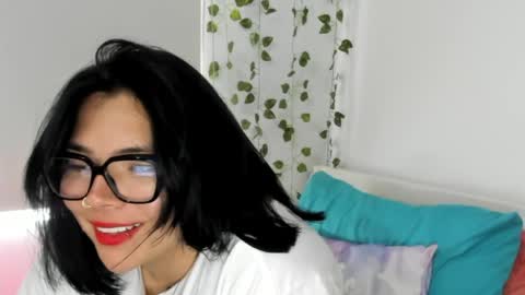 Amarisse Hank online show from April 14, 2:53 pm