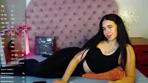 Snapshot of amazongoddess_ chatting on September 23, 12:54 pm Amazon online show from September 23, 12:54 pm