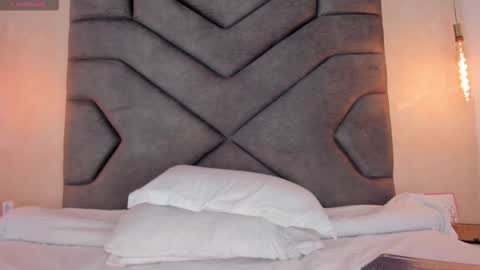 Ambar online show from December 19, 9:10 pm