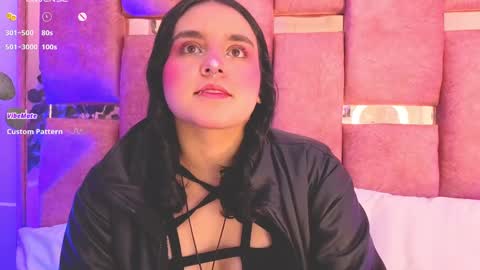   online show from November 29, 2:47 pm