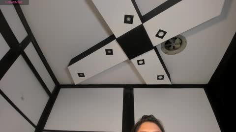 Ambar online show from February 17, 9:25 pm