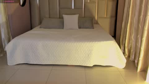 Ambar  online show from February 21, 12:19 pm