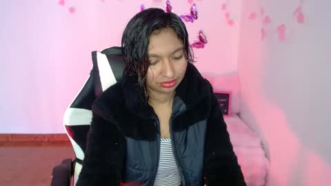 amber__666 online show from October 21, 12:43 pm